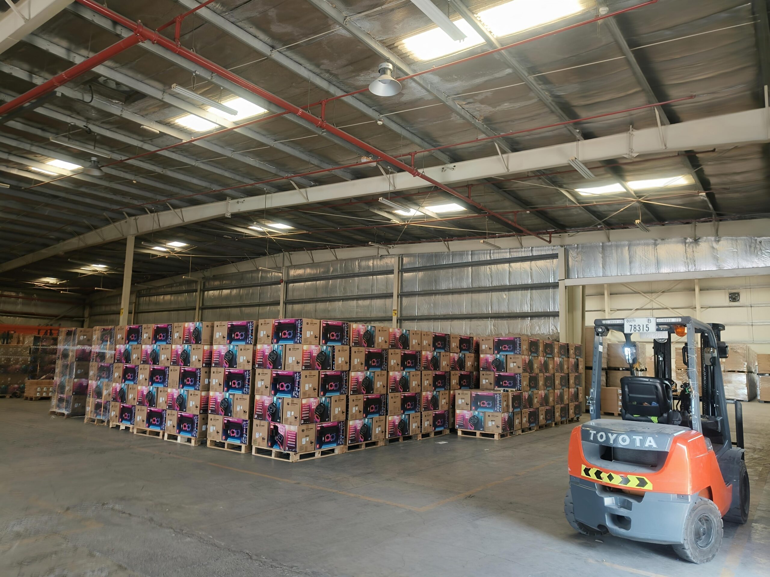 Whizz Exim dispatch and packing zone